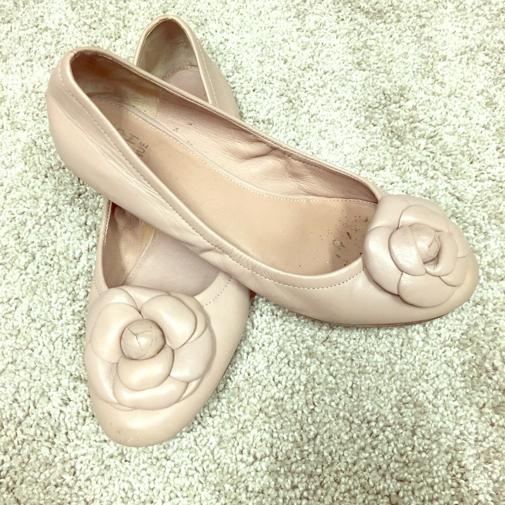 Saks Fifth Avenue Petal Ballet Flats